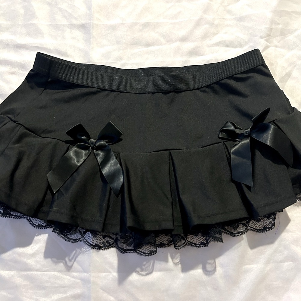 Mini lace & Bow Skirt
